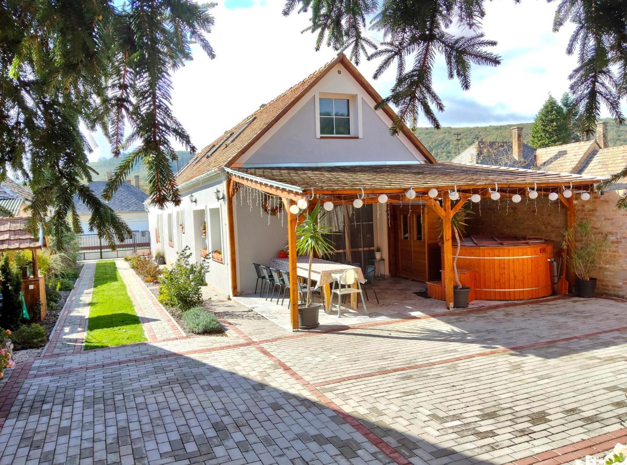 Borostyankut Wellness Home Bakonybél 외부 사진